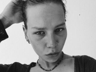 cam slut video chat LeeanneYepes