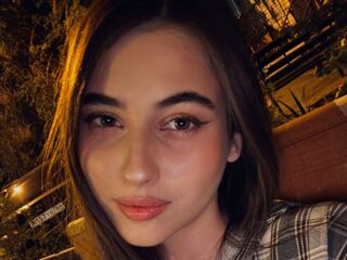 cybersex chatroom LeiaFrost