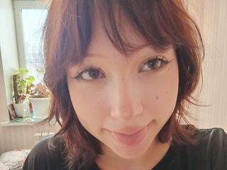 nude cam girl pic LeonaMuchow