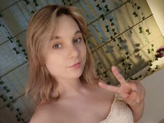 camgirl photo LilianDavidge