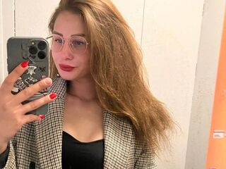 webcam babe chatroom LillieMann