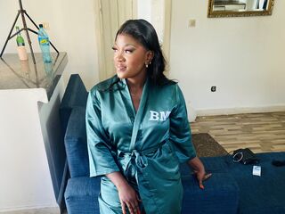 hot strip tease web cam LisaNitti