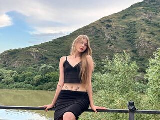 live webcam performer LissandraGoddess