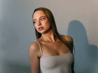 nude webcam girl LoriHunt
