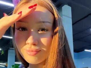 camwhore fingering shaved pussy LucyAurexia