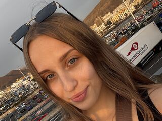 nude camgirl photo LunaDarkwood