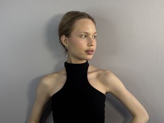 free jasmin web cam MalliaLucioni