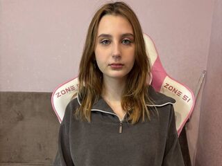 shaved pussy webcam MarieDicson