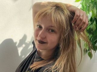beautiful girl cam MarryMartins