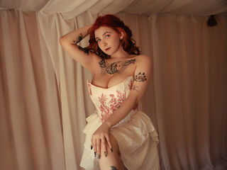 bedroom live cam MelanieStoyn