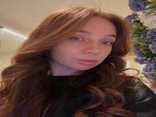 camgirl webcam MiaIvory
