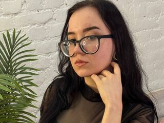 cybersex chatroom MiaKawa