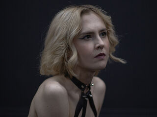 hot naked cam girl MilaVeyra