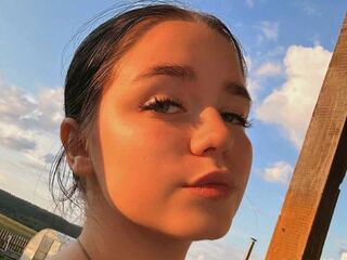 adultcam pic MilanaStrain