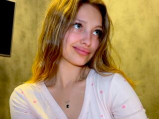 hot striptease cam MileyWilson