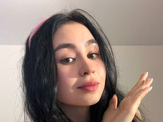 hot camslut MinnieMile