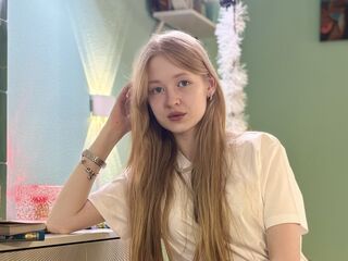 chat room live show MinnieTallacksen
