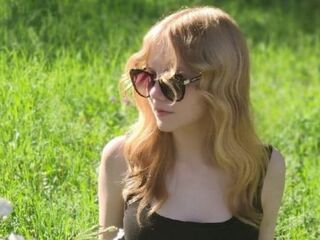 naked cam girl fingering pussy MirianTippett