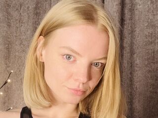 cam girl photo MoiraBaumgartel