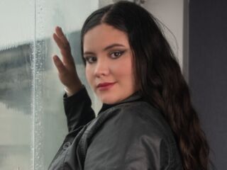 fingering webcam girl NahiaMonet