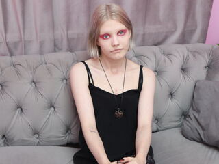 beautiful webcamgirl NoraLisa