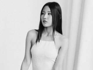 nude webcam girl OliviaBoom