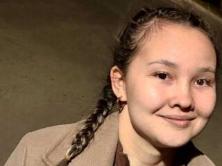 naughty camgirl fingering shaved pussy PaidocMary