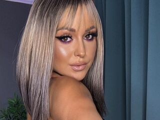 topless camgirl PatriciaSpice