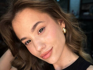 hot cam girl spreading pussy PearlyLominack