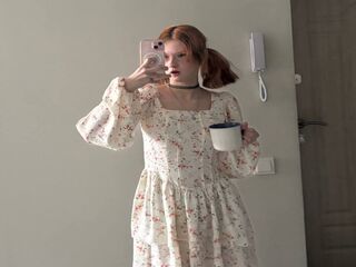 nude webcamgirl photo PetraColden