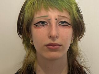 nude webcam girl PiaBraden