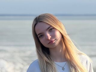 hot cam show RaguelMetenosky