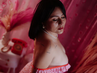 chat room webcam photo SaraGuzmann