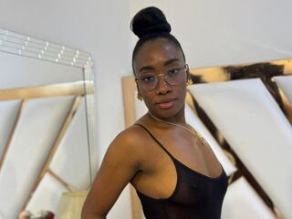 sex webcam chatroom SelenaHadid