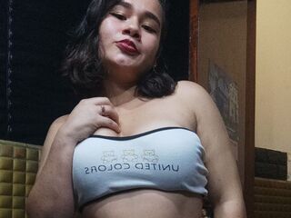 cam girl playing with sextoy ShaniaFranco
