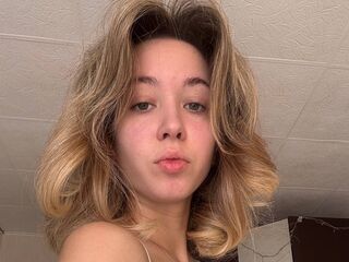 hot cam girl masturbating with sextoy SilvaShintaku