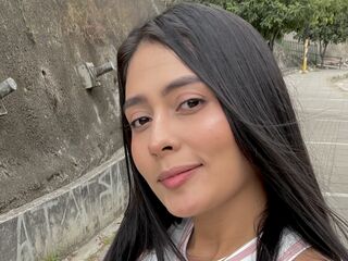 camwhore masturbating with sextoy SophieKiido