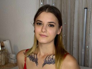free nude webcam SuzyMiu