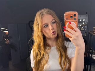 camgirl pic TainaSaffo