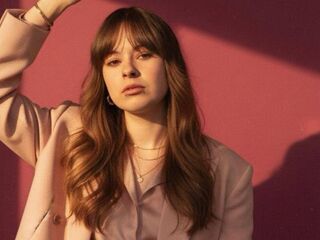 nude cam girl photo TerinaLairmore