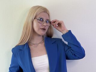 adult videochat room TommieMalkani
