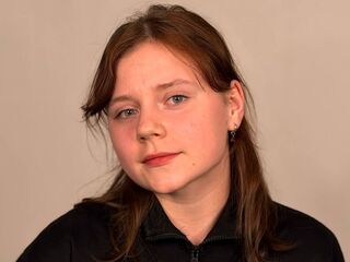 cam girl photo TonaBurgard