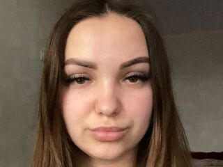 shower webcam TwilaKohel