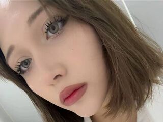 naked cam girl VanBobic