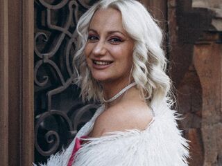 extreme webcam video WilsonAvery