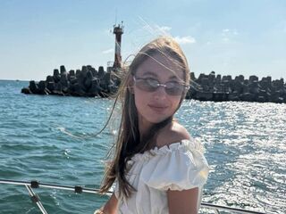 hot sex webcam YaekoBrowers